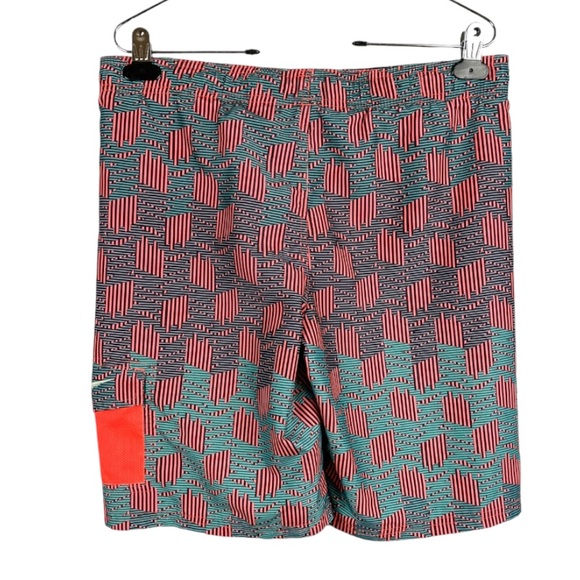 Nike Dri-Fit Colorful Hybrid Men’s Shorts Size Large - Picture 6 of 8